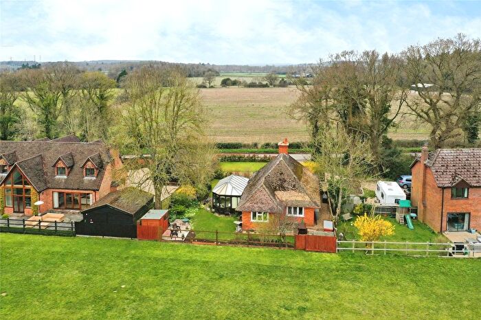 3 Bedroom Bungalow For Sale In Bowden Green, Pangbourne, Reading, Berkshire, RG8