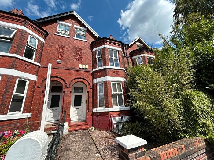 2 Bedroom Flat To Rent In Central Road, West Didsbury, Manchester, M20