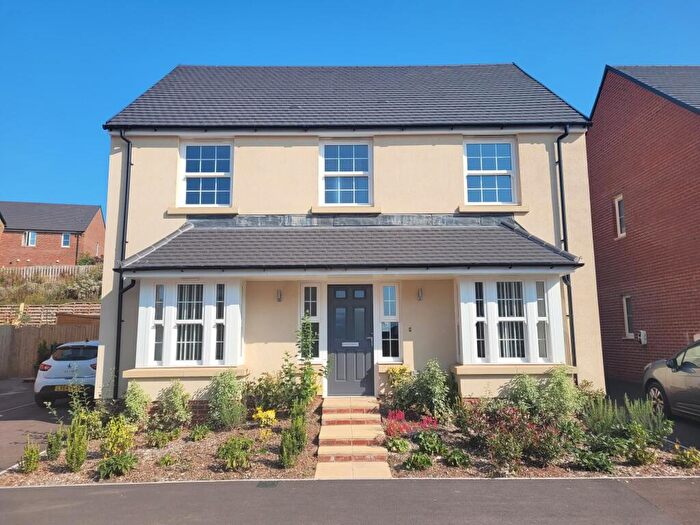 4 Bedroom Detached House To Rent In Brookfields, Lydney, GL15