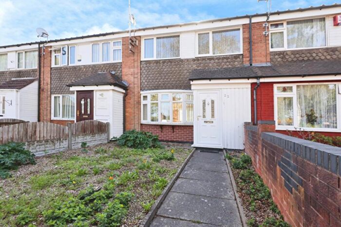 3 Bedroom Terraced House For Sale In Hubert Croft, Birmingham, West Midlands, B29
