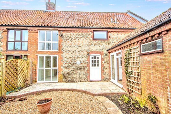 4 Bedroom Semi-Detached House To Rent In Thornage, Holt, NR25