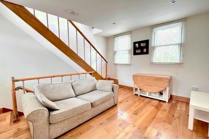 1 Bedroom Town House To Rent In Chimney Mills, Newcastle Upon Tyne, NE2