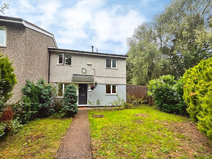 3 Bedroom Semi Detached House To Rent In Moray Walk, DE21