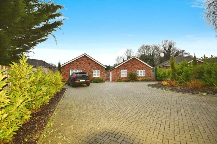 2 Bedroom Bungalow To Rent In Leer Court, Whitley Wood Road, Reading, RG2