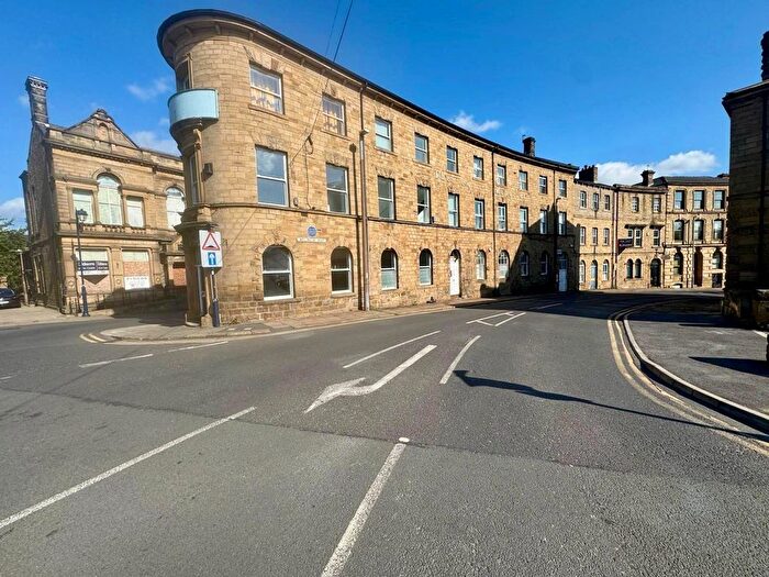 1 Bedroom Flat To Rent In The Reporter, Wellington Road, Dewsbury, West Yorkshire, WF13
