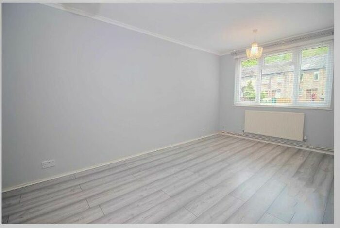 3 Bedroom Terraced House To Rent In Muirfield Road, Watford, Hertfordshire, WD19