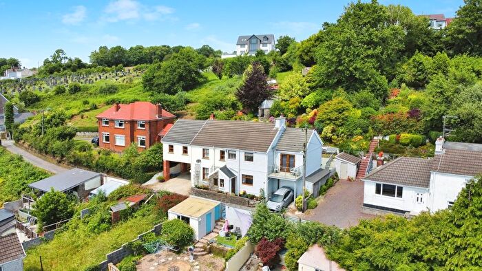 3 Bedroom Semi-Detached House For Sale In Soar Road, Llanelli, Carmarthenshire, SA14