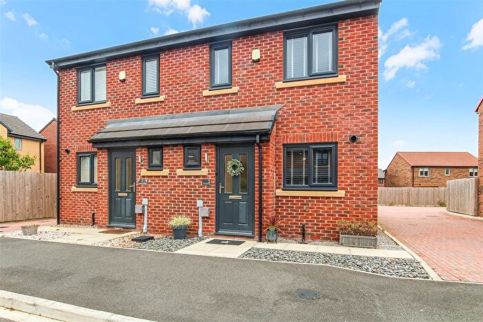 2 Bedroom Semi Detached House For Sale In Newmans Walk, Darlington, DL2