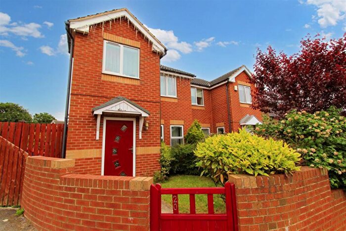 3 Bedroom Semi Detached House For Sale In Carr Green Lane, Dalton, Huddersfield, HD5