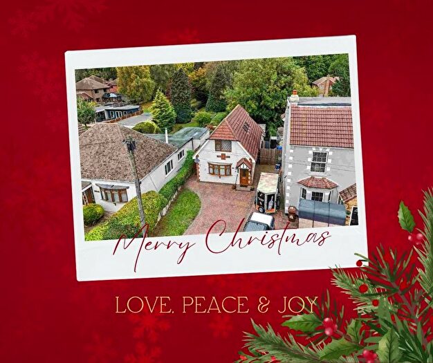 3 Bedroom Detached House For Sale In Swain Road, Wigmore, ME8