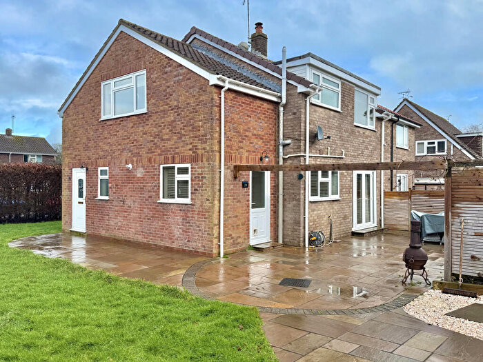 4 Bedroom Semi Detached House For Sale In Larkhill Road, Yeovil, Somerset - Extended Family Home, BA21