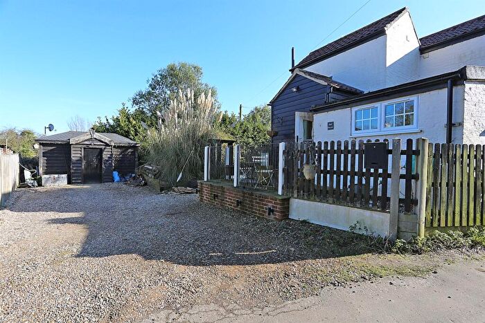 3 Bedroom Cottage For Sale In The City, Halvergate, Norwich, NR13