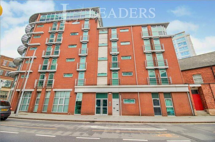 2 Bedroom Apartment To Rent In Bloomsbury Court, NG1