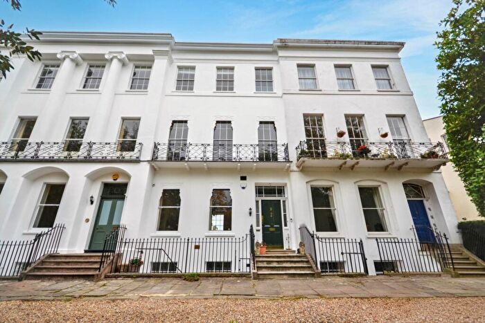 6 Bedroom Town House For Sale In Pittville Lawn, Pittville, Cheltenham, Gloucestershire, GL52