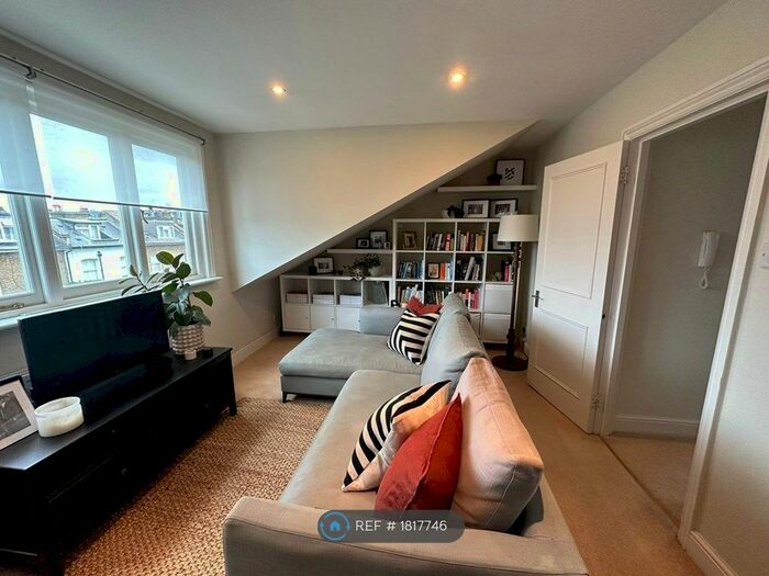 1 Bedroom Flat To Rent In Bassein Park Road, London, W12