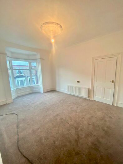 2 Bedroom Flat To Rent In Northcote Street, South Shields, Tyne And Wear, NE33