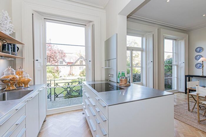 7 Bedroom Detached House To Rent In Park Town, Oxford, OX2