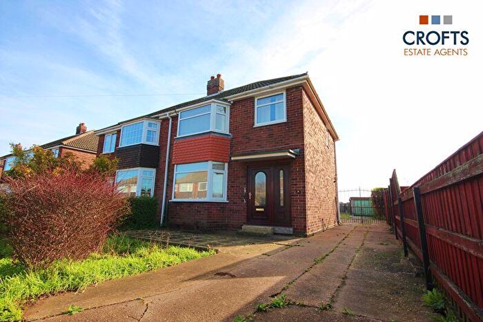 3 Bedroom Semi-Detached House For Sale In Thornton Place, Immingham, DN40