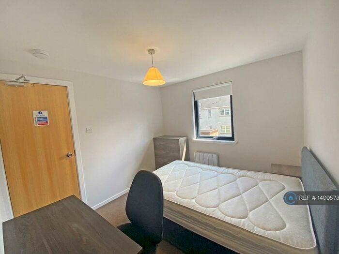 4 Bedroom Terraced House To Rent In Rosebery Terrace, Stirling, FK8