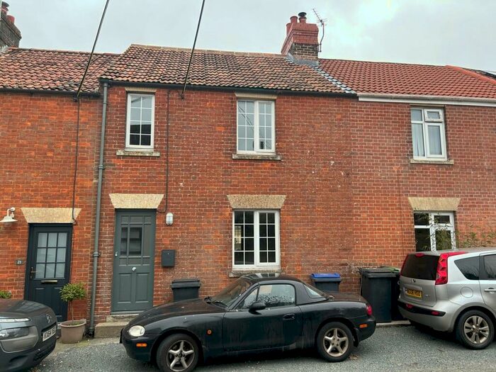 2 Bedroom Terraced House For Sale In Upton Scudamore, BA12
