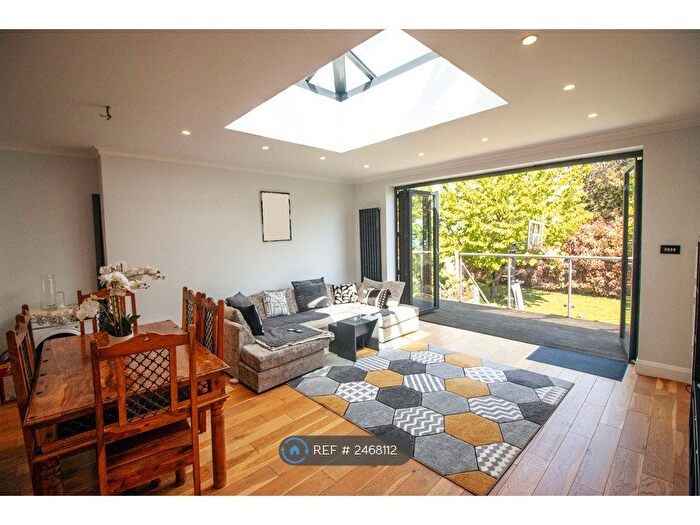 1 Bedroom Flat To Rent In Tuam Road, London, SE18