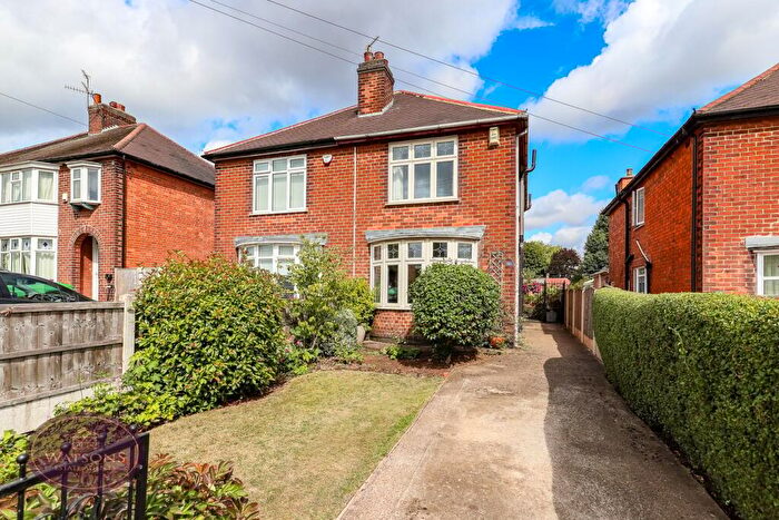3 Bedroom Semi Detached House For Sale In Kimberley Road, Nuthall, Nottingham, NG16