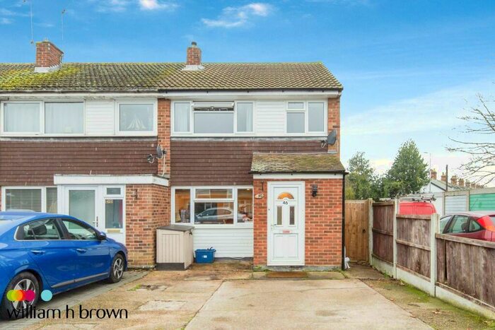 3 Bedroom Semi-Detached House To Rent In Maple Avenue, Heybridge, Maldon, CM9