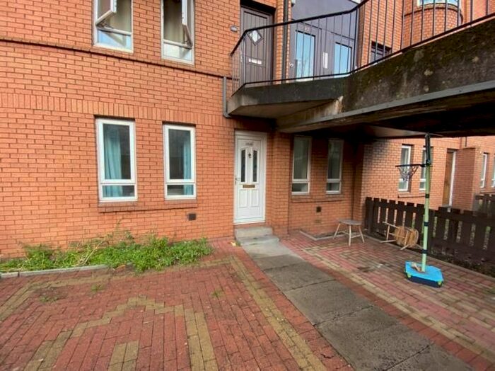 2 Bedroom Flat To Rent In St. Vincent Street, Glasgow, G3