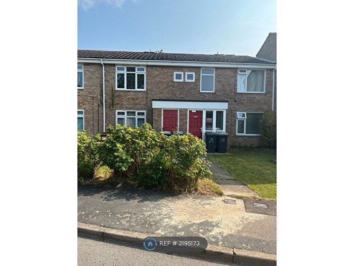 1 Bedroom Flat To Rent In Compton Way, Earls Barton, Northampton, NN6