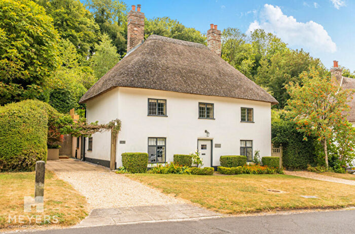 3 Bedroom Detached House For Sale In Milton Abbas, Blandford Forum, DT11