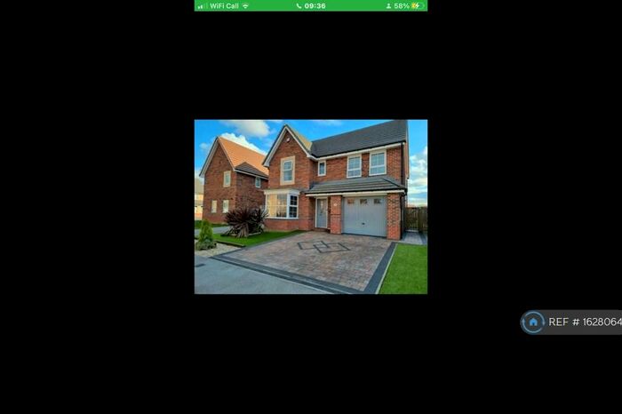 4 Bedroom Detached House To Rent In Rovers Way, Doncaster, DN4