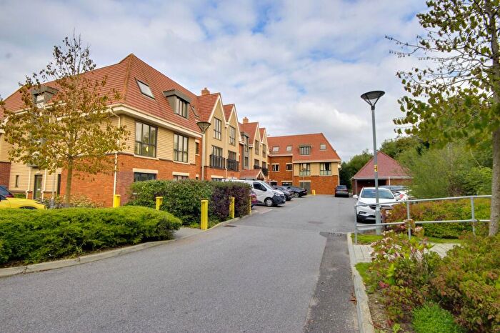 1 Bedroom Apartment For Sale In Kleinwort Close, Hurst Place, RH16