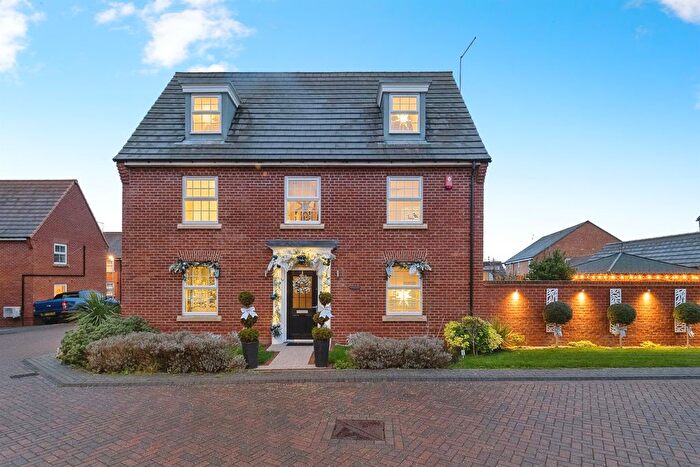 5 Bedroom Detached House For Sale In Foxglove Way, Beverley, HU17