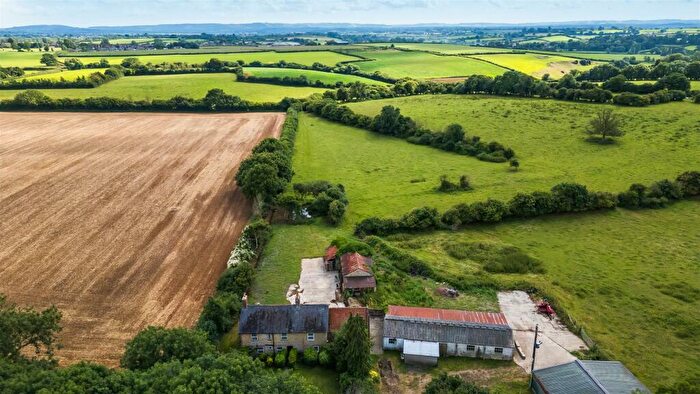 3 Bedroom Farm House For Sale In Bleet Lane, Madjeston, Gillingham, SP8
