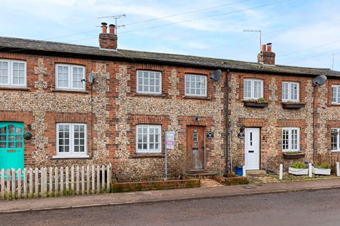 2 Bedroom Terraced House For Sale In The Heath, Breachwood Green, SG4