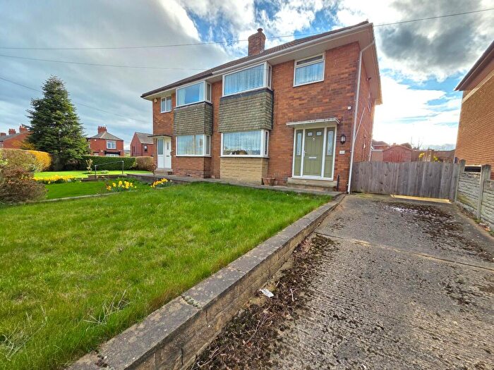 3 Bedroom Property For Sale In Barnsley Road, Darton, S75