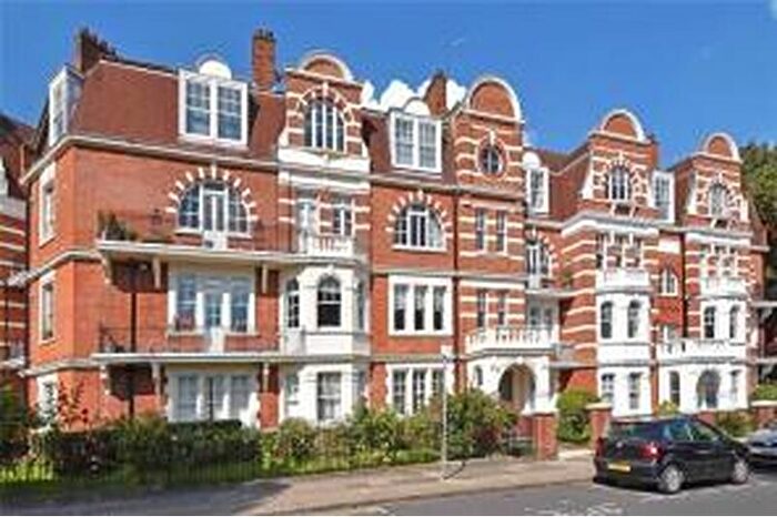 4 Bedroom Flat To Rent In Exeter Road, Kilburn, NW2