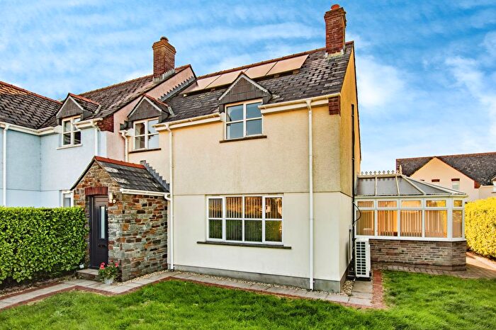 3 Bedroom Semi-Detached House For Sale In Cromwell Drive, Redberth, Tenby, SA70