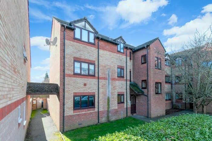 1 Bedroom Apartment To Rent In Broome Way, Banbury, OX16