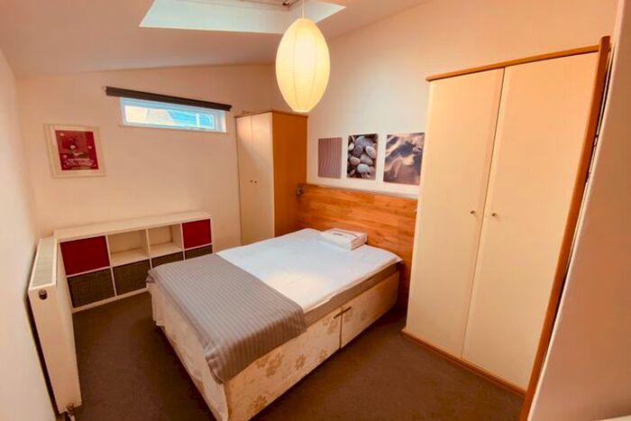 1 Bedroom Flat To Rent In Grafton Road, London, NW5