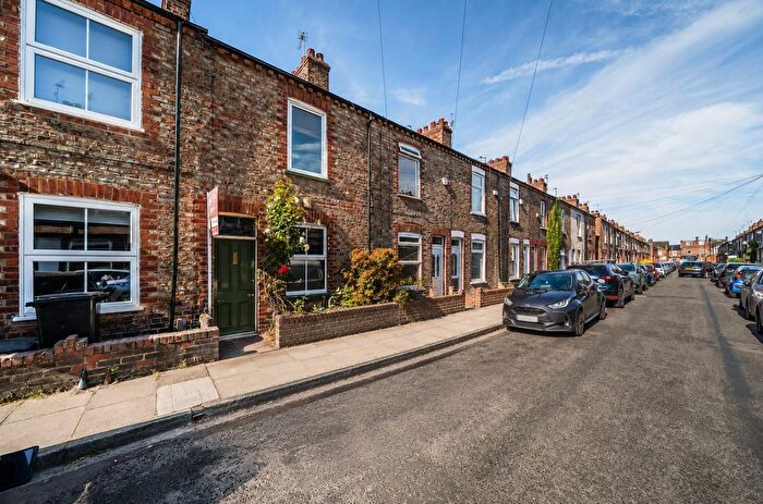 2 Bedroom Terraced House For Sale In Ratcliffe Street, York, YO30