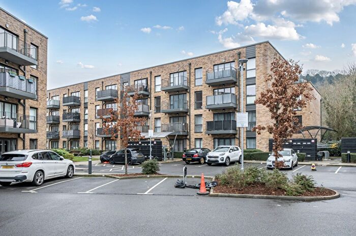 2 Bedroom Flat For Sale In Panta House, Old Barn Lane, Kenley, CR8