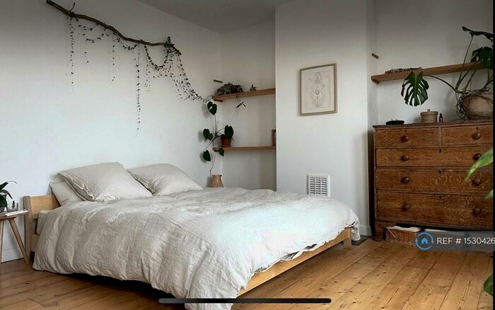 3 Bedroom Terraced House To Rent In Park Avenue, Bristol, BS5