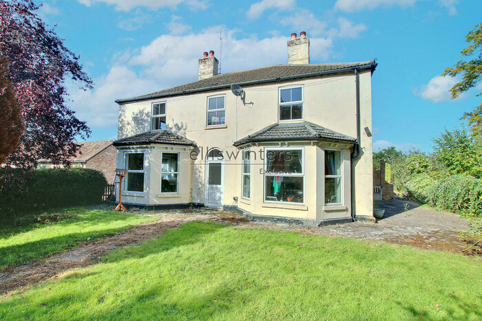 5 Bedroom Detached House For Sale In Wennington, Huntingdon, PE28