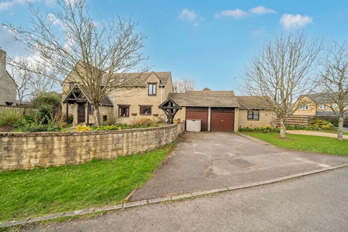 6 Bedroom Detached House For Sale In New Road, Bampton, Oxfordshire, OX18