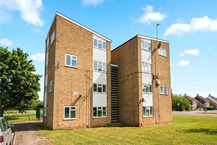 2 Bedroom Flat For Sale In Fairfax Court, St. Neots, Cambridgeshire, PE19