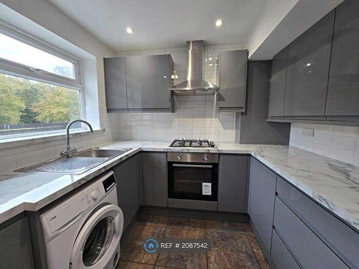 2 Bedroom Flat To Rent In The Bay, Vigo, Gravesend, DA13