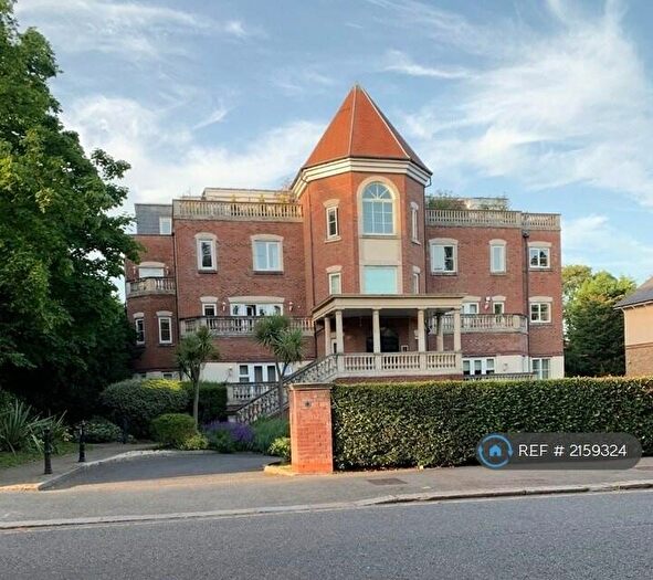 3 Bedroom Flat To Rent In Eastwick Lodge, Enfield, EN1
