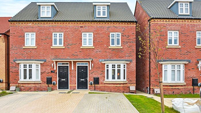 3 Bedroom Semi Detached House For Sale In Fulmar Drive, York, YO51