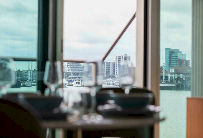 2 Bedroom Apartment To Rent In Vantage Tower, Centenary Plaza, SO19